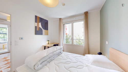 Cosy single bedroom near Parc Marguerite Yourcenar