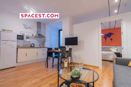 Apartment in Calle Frailes, Granada with 1 bedroom - Gallery - 7