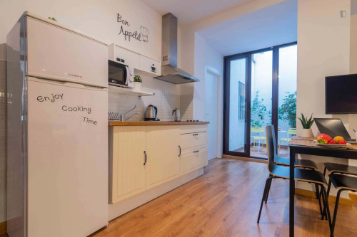 Apartment in Calle Frailes, Granada with 1 bedroom - Gallery - 6