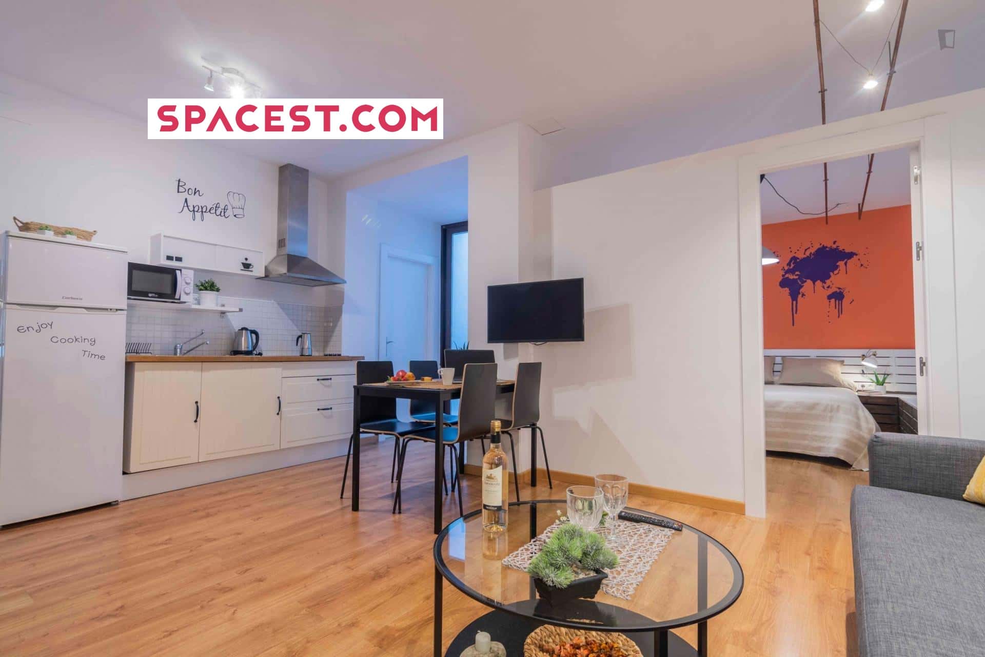 Apartment In Calle Frailes, Granada With 1 Bedroom - 1