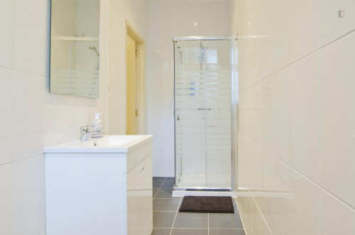 Comfortable Twin bedroom in Chiado - Gallery - 18
