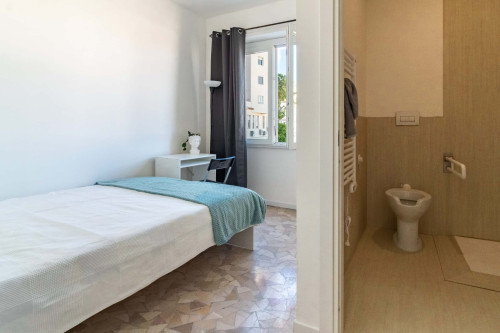 AP4 N.2 - Suite con bagno interno - Via Cavour, Campobasso - Gallery - 12