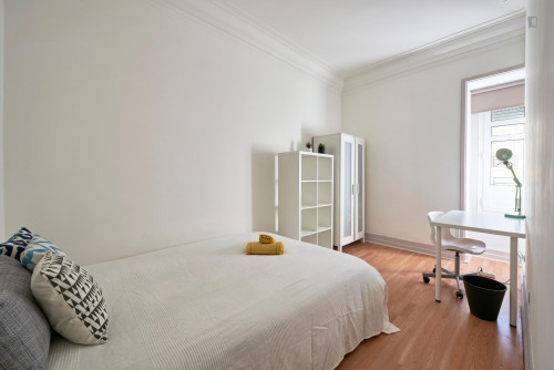 Charming bedroom in Marquês de Pombal - Gallery - 29