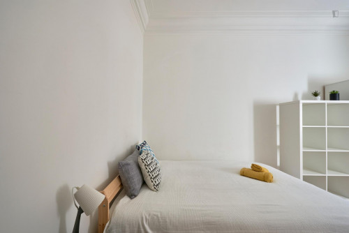 Charming bedroom in Marquês de Pombal - Gallery - 28