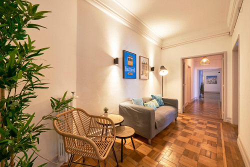 Charming bedroom in Marquês de Pombal - Gallery - 35