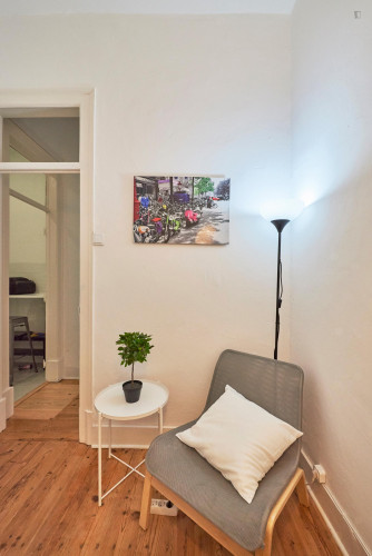 Cheerful double bedroom with balcony in Arroios - Gallery - 33