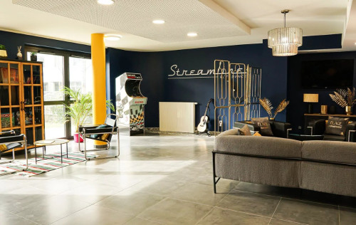 Streamline Residence