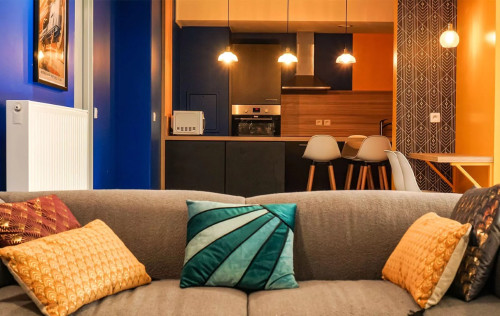 Streamline Residence