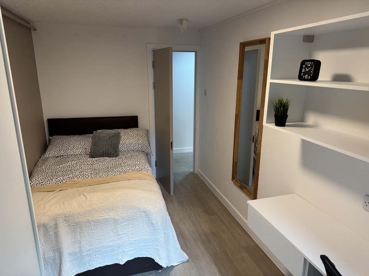  Classic Bedroom  -  Mintworks  - Gallery -  5