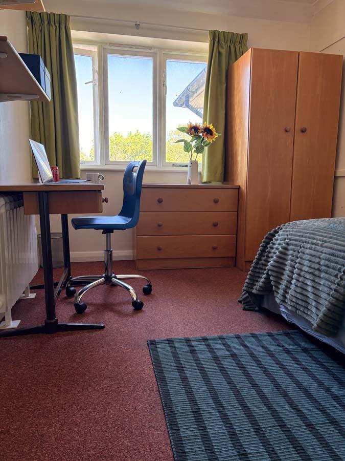  Three Bedroom Compact  -  Pin Hill  - Gallery -  6