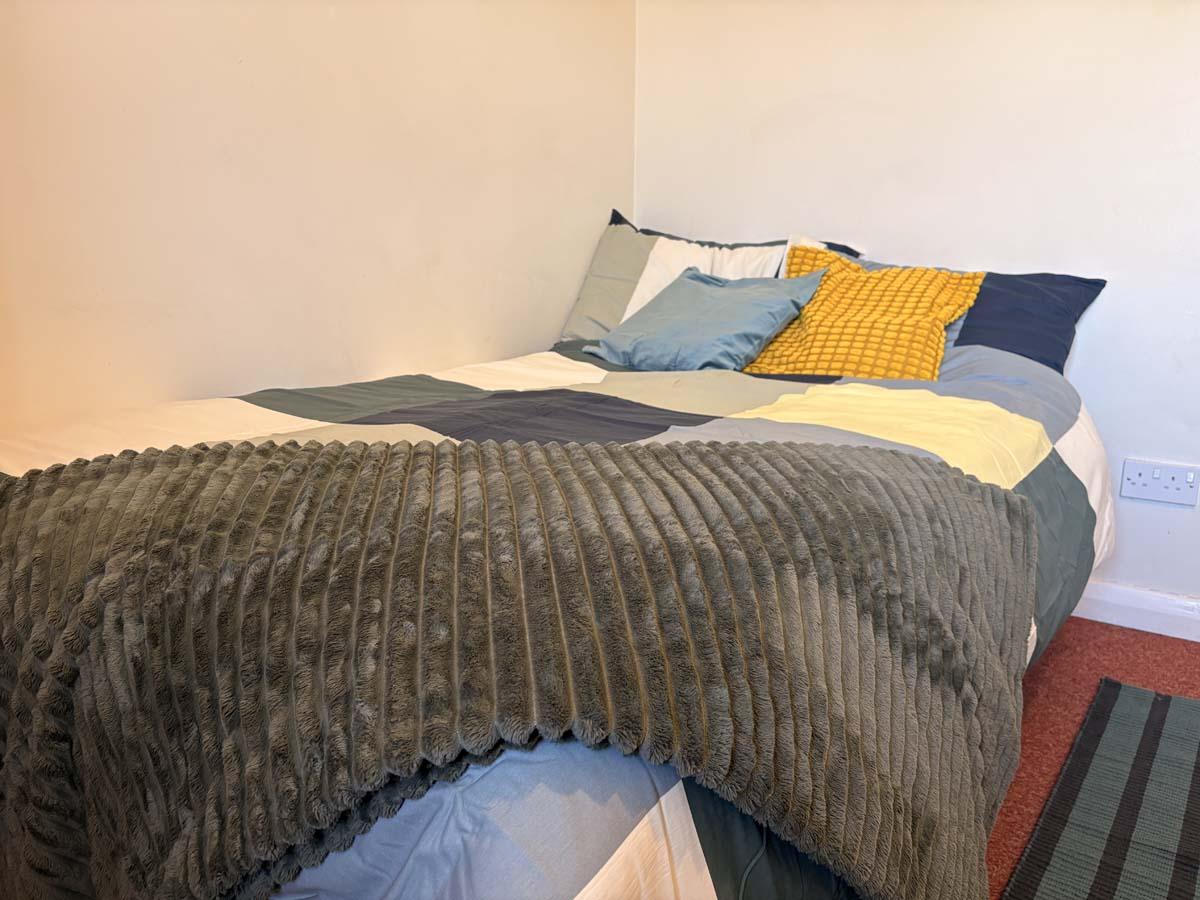 Two Bedroom Flat - 3