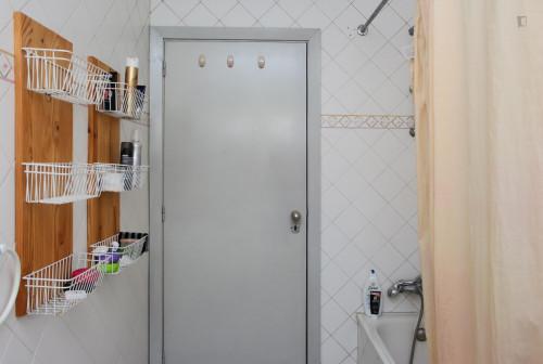 Nice single bedroom in a flat close to Jardim Botânico da Universidade de Coimbra - Gallery - 6