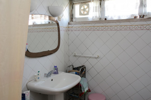 Nice single bedroom in a flat close to Jardim Botânico da Universidade de Coimbra - Gallery - 8