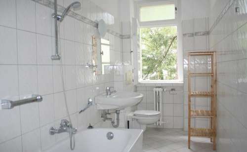 Snug single bedroom in Schmargendorf  - Gallery -  5
