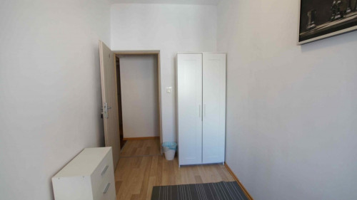 Pleasant single bedroom in Old Polesie
