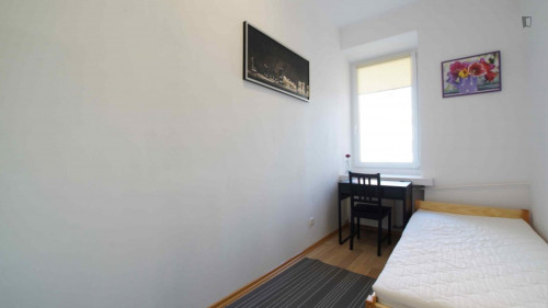 Pleasant single bedroom in Old Polesie