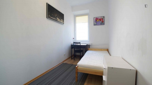 Pleasant single bedroom in Old Polesie