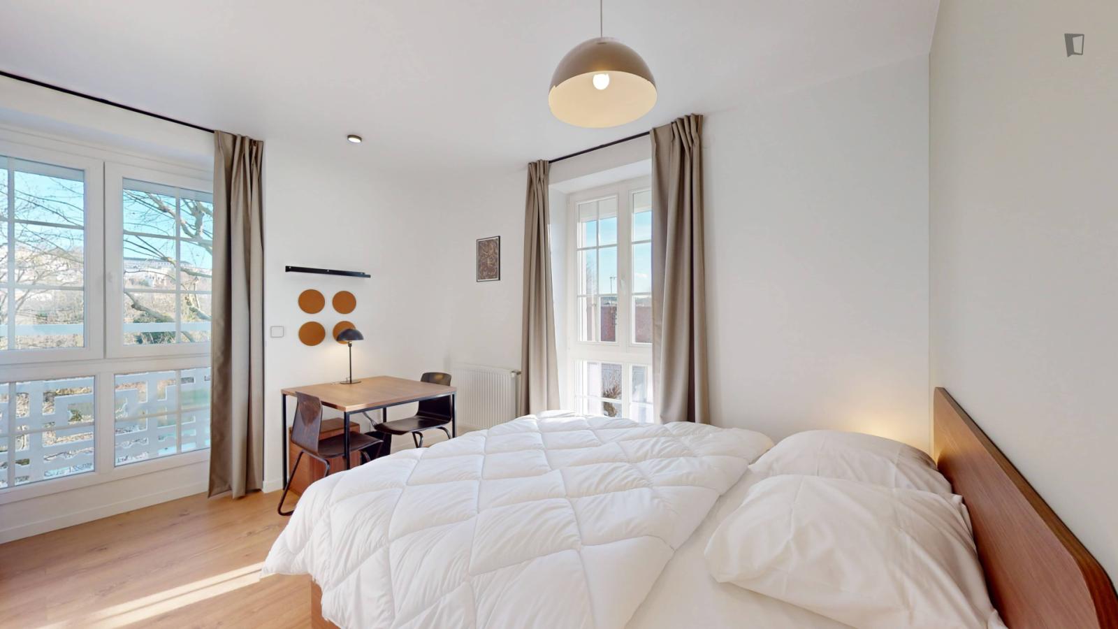  Stupendous Double Ensuite Bedroom In Saint-Maur-Des-Fossés  -  Stupendous double ensuite bedroom in Saint-Maur-des-Fossés  - Gallery -  1