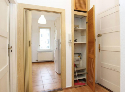 Nice single room in Britz  - Gallery -  5
