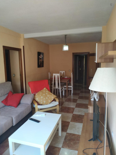 3-Bedroom apartment near Juan de la Cierva metro station