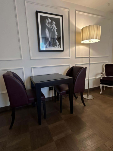 Apartment in Via dei Brunelleschi, Firenze for 30 m²