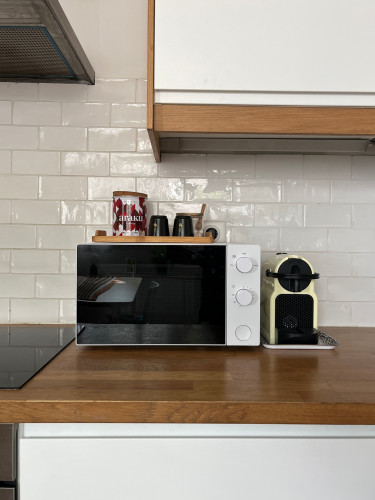 Arty & Cozy: Design Apartment Near Canal de l’Ourcq