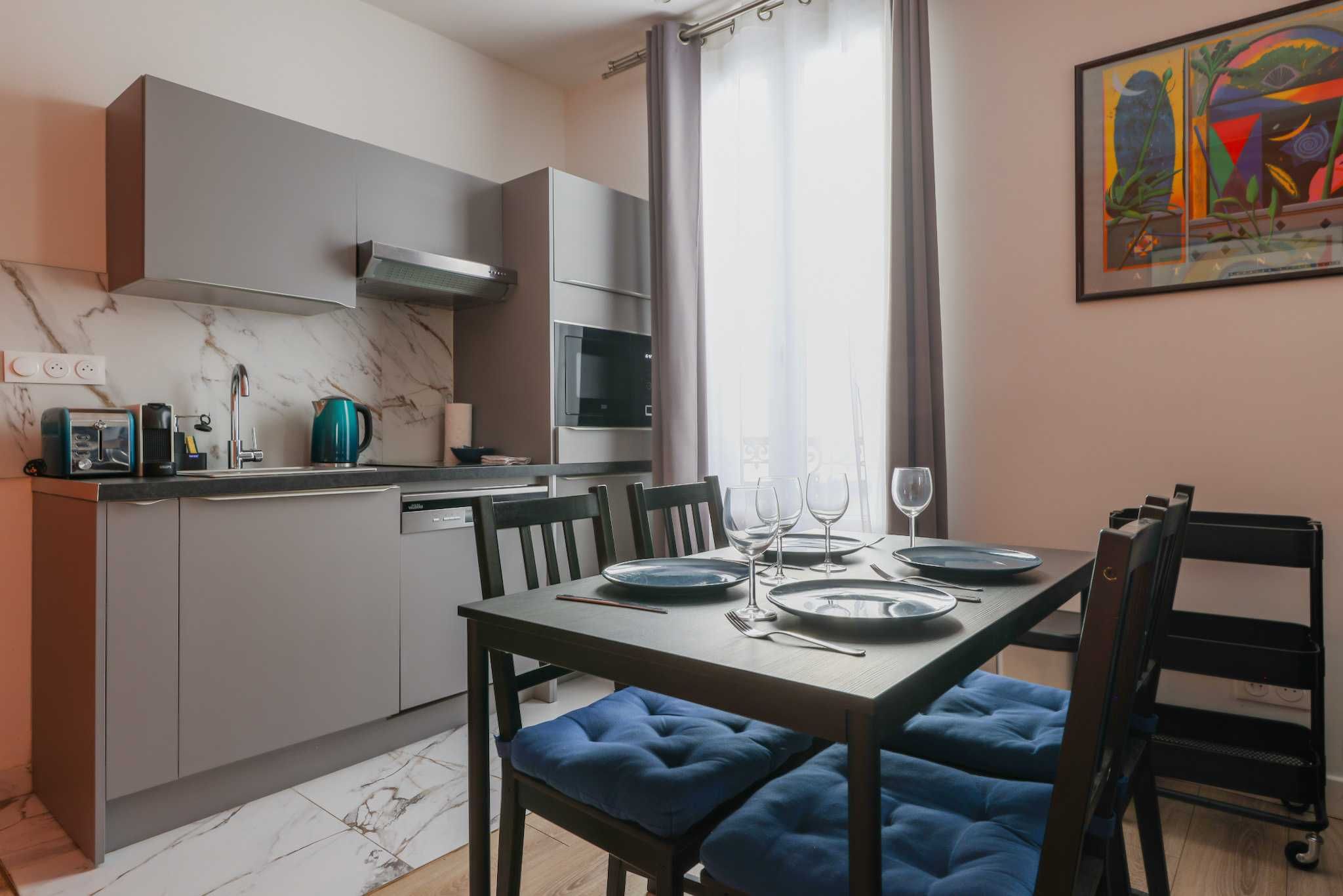  Comfortable Apt - 1BD/3P - Near Belleville/Nation  -  Comfortable apt - 1BD/3P - Near Belleville/Nation  - Gallery -  2
