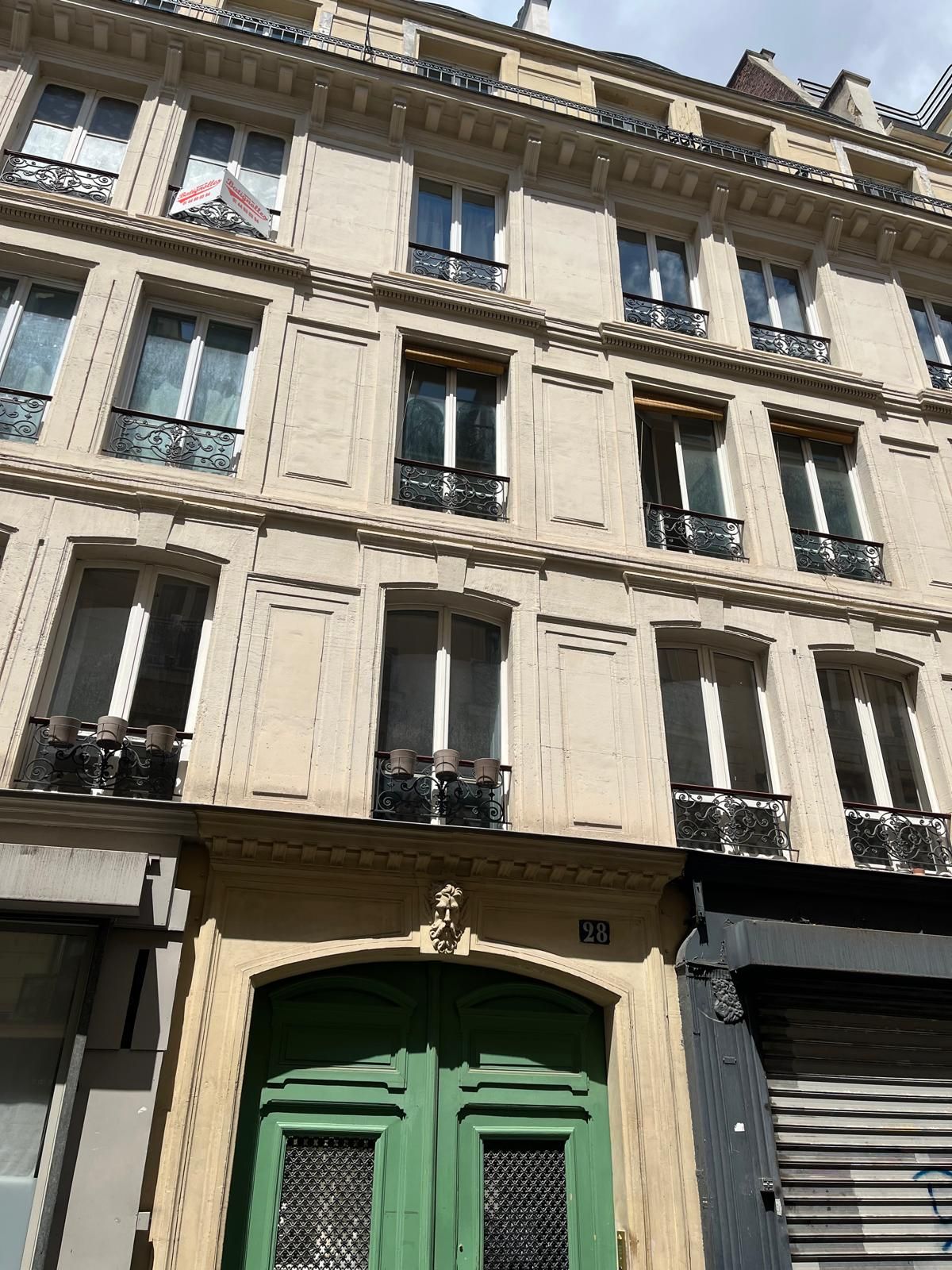  Nice Parisian Flat In Trendy Batignolles Neighborhood  -  Nice parisian flat in trendy Batignolles neighborhood  - Gallery -  2