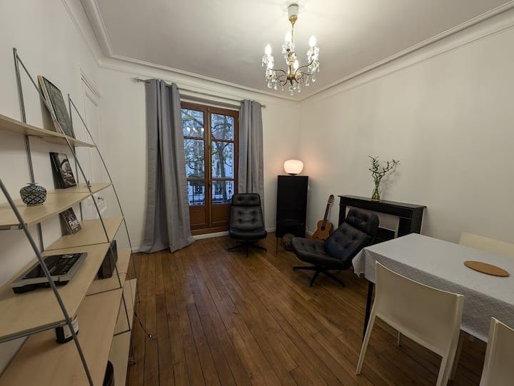  Apartment In Front Of The Buttes Chaumont  -  Apartment in front of the Buttes Chaumont  - Gallery -  11