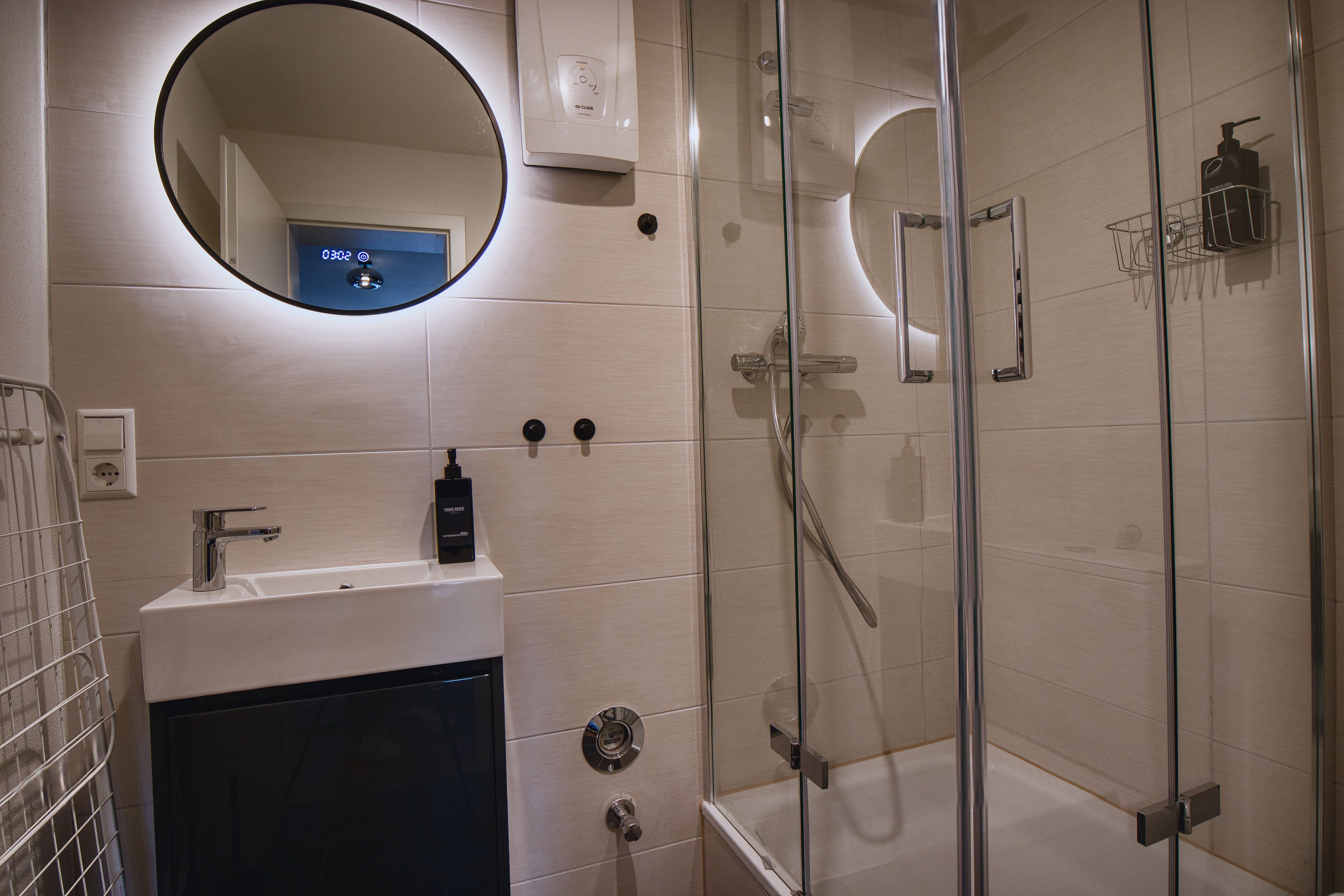 Central & Stylish – Accommodation In The Heart Of Koblenz - 4