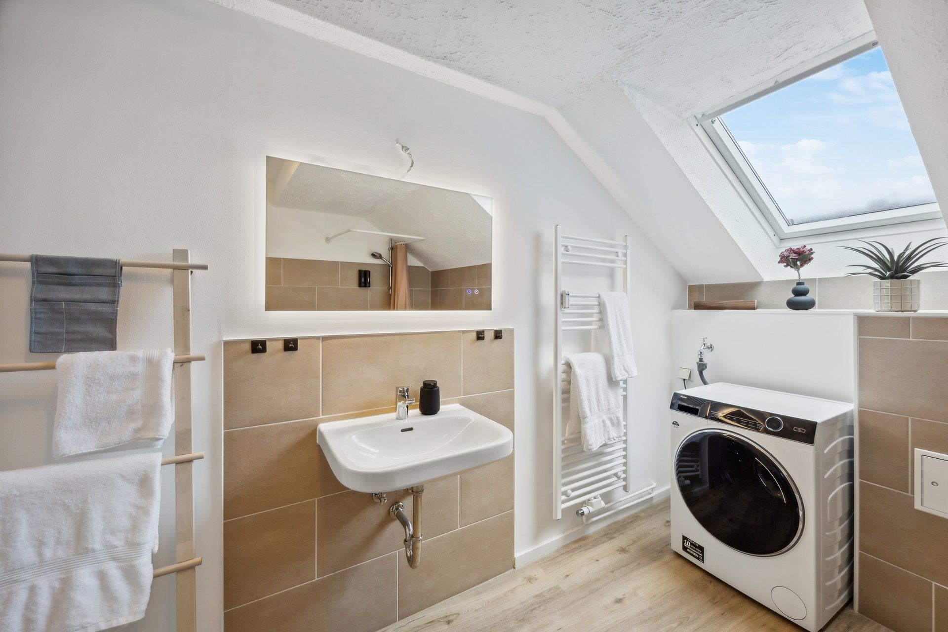  Super Zentrale Wohnung Nah Am Hauptbahnhof Und Pfaffenteich  -  Super zentrale Wohnung nah am Hauptbahnhof und Pfaffenteich  - Gallery -  10