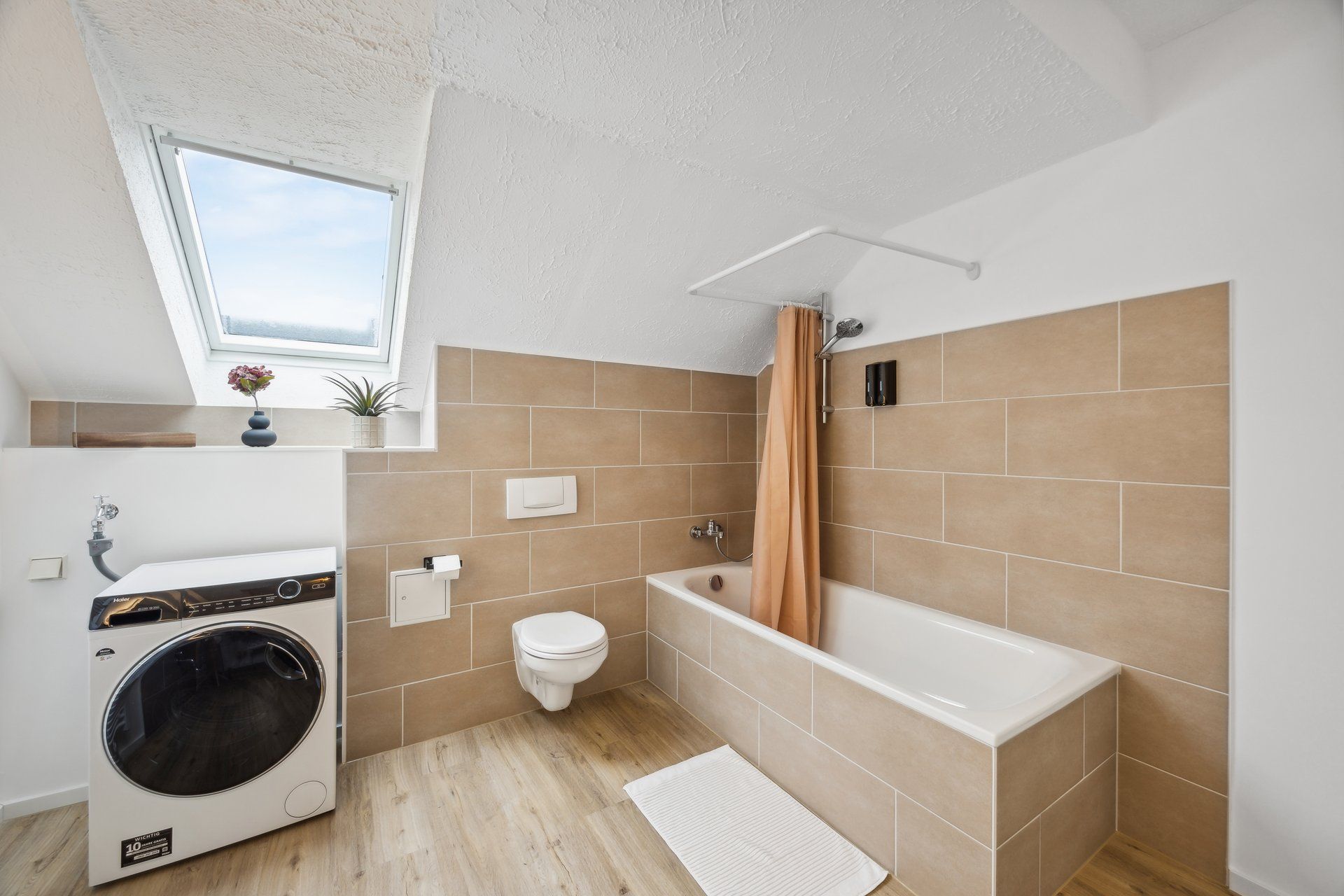  Super Zentrale Wohnung Nah Am Hauptbahnhof Und Pfaffenteich  -  Super zentrale Wohnung nah am Hauptbahnhof und Pfaffenteich  - Gallery -  9