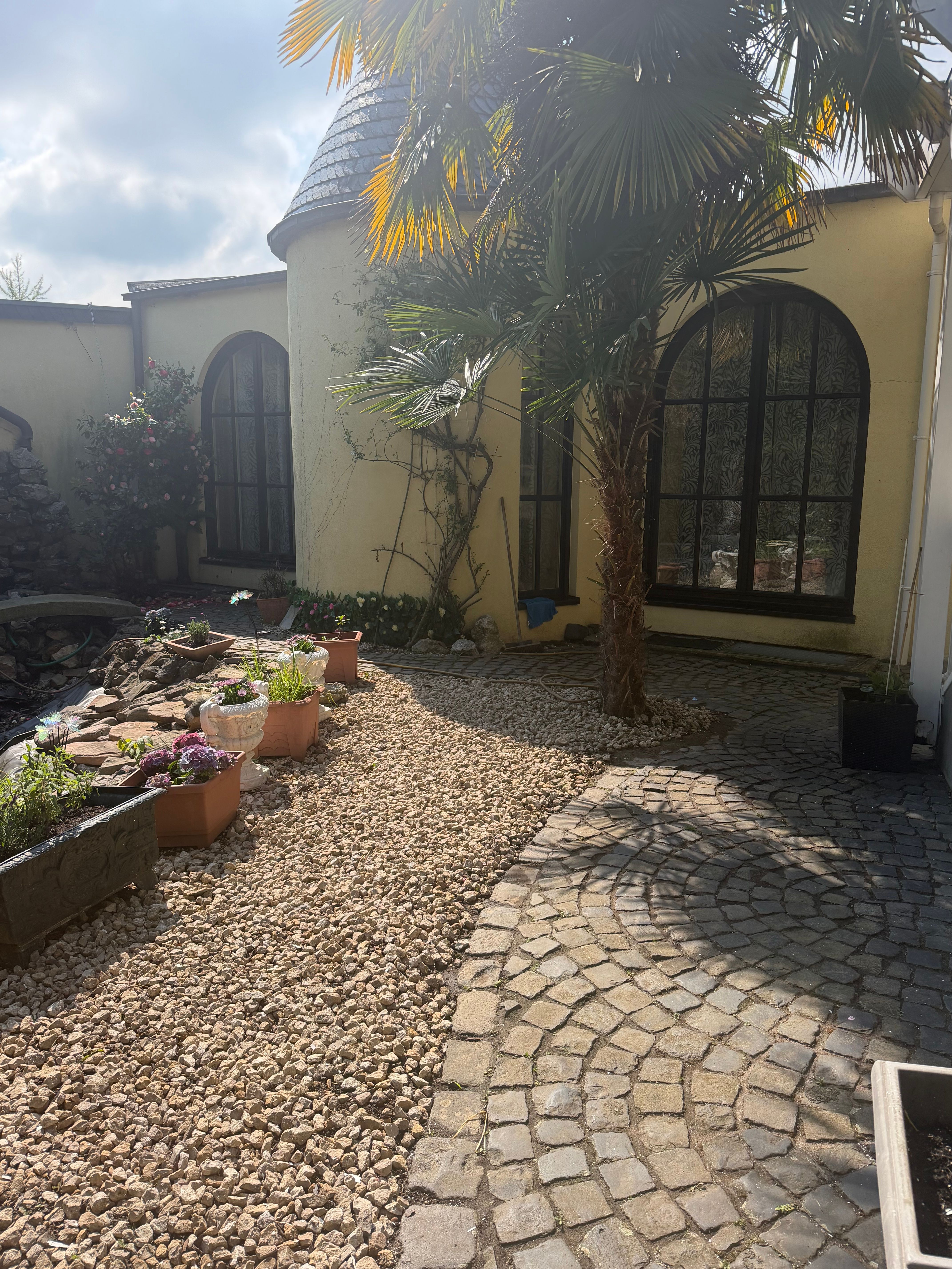 Cute And Bright Suite Located In Euskirchen - Cute and bright suite located in Euskirchen - Gallery - 2