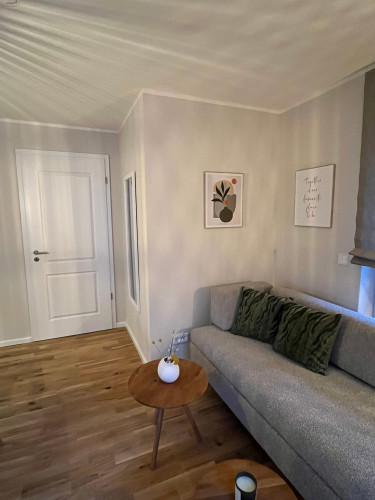 Modern Studio Opposite Sanssouci Park – Stylish Living in UNESCO Heritage Potsdam