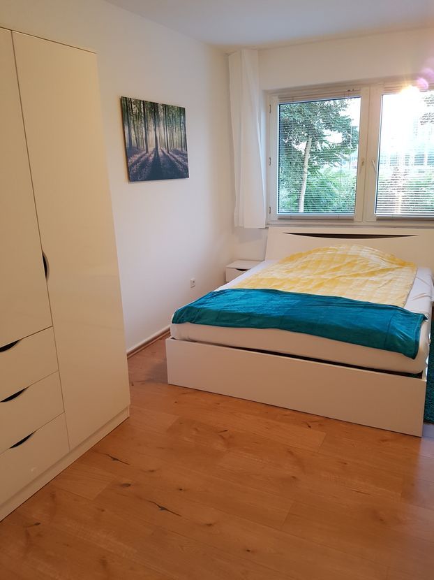  Attractive Furnished Apartment Near Essen Main Station With Two Bedrooms  -  Attractive furnished apartment near Essen main station with two bedrooms  - Gallery -  10