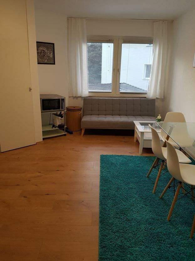  Attractive Furnished Apartment Near Essen Main Station With Two Bedrooms  -  Attractive furnished apartment near Essen main station with two bedrooms  - Gallery -  16