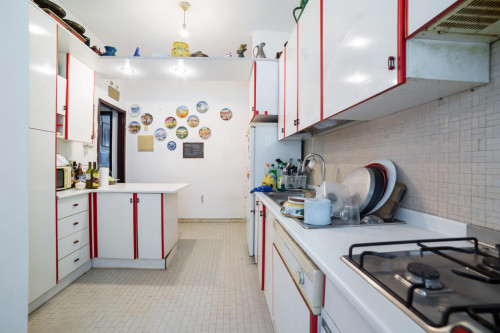 Single bedroom in 5-bedroom apartment - Gallery - 9