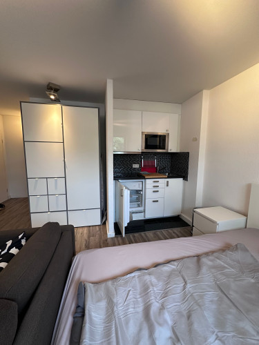 Charmantes, großartiges Studio Wohnung in Düsseldorf Center