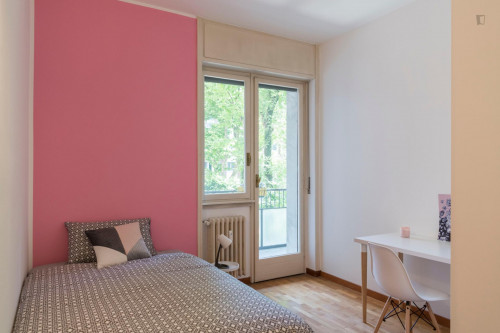 Brand new bedroom, with balcony and Air Conditioning