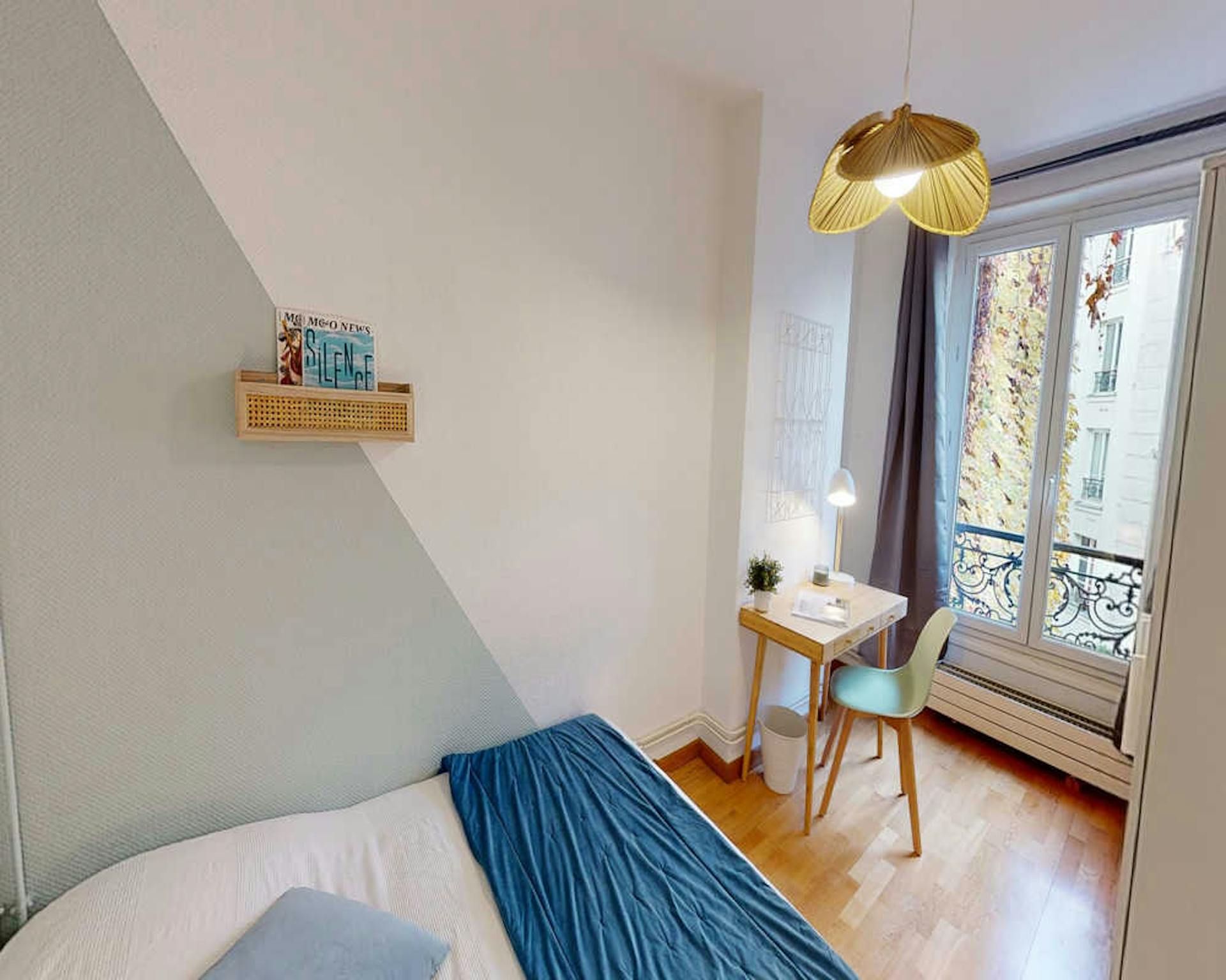  Private Room  -  Rue de Passy, Paris  - Gallery -  1