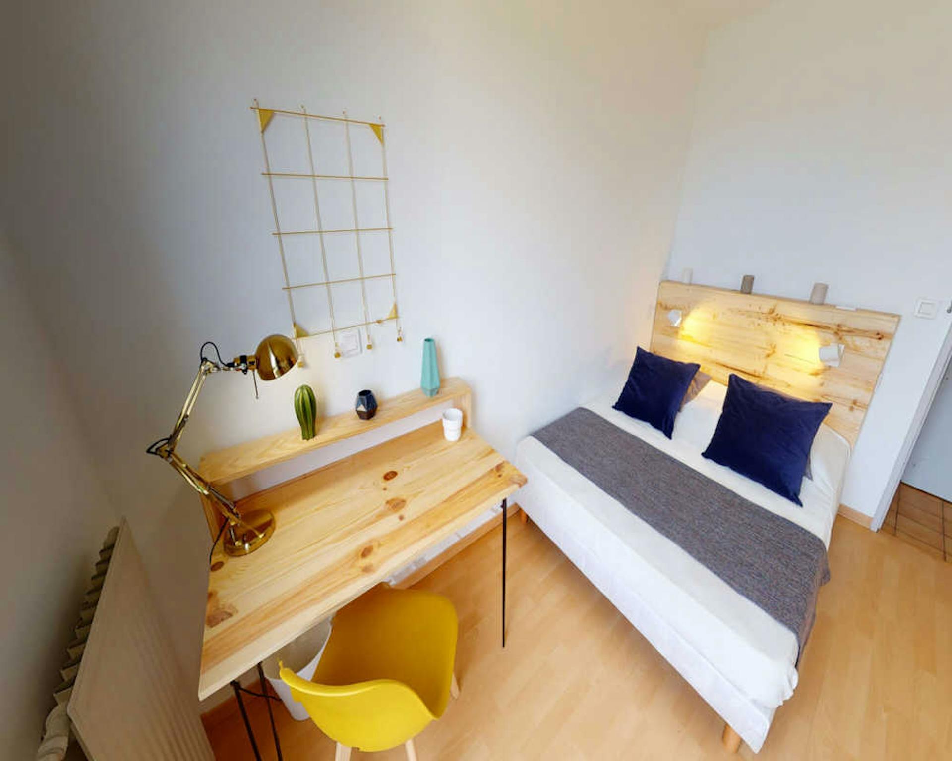  Private Room  -  Esplanade de l'Europe, Montpellier  - Gallery -  1