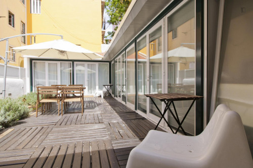 Modern and bright 2-bedroom apartment with a terrace in São Bento