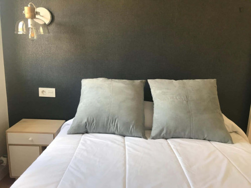 Room in Calle Esperanza, Salamanca with 5 bedrooms