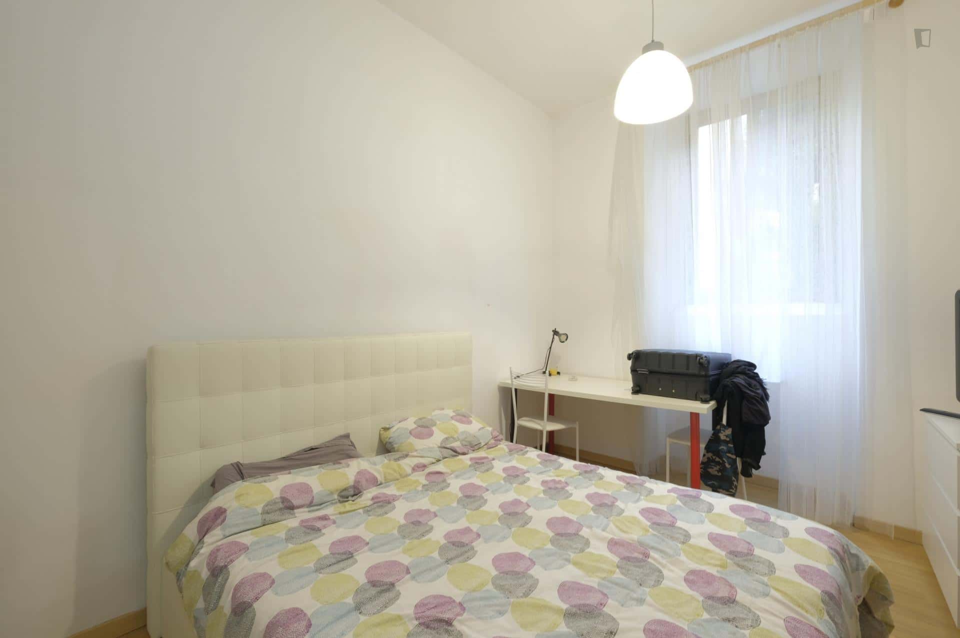  Room In Via Mirandola, Roma For 60 M² With 3 Bedrooms  -  Room in Via Mirandola, Roma for 60 m² with 3 bedrooms  - Gallery -  1