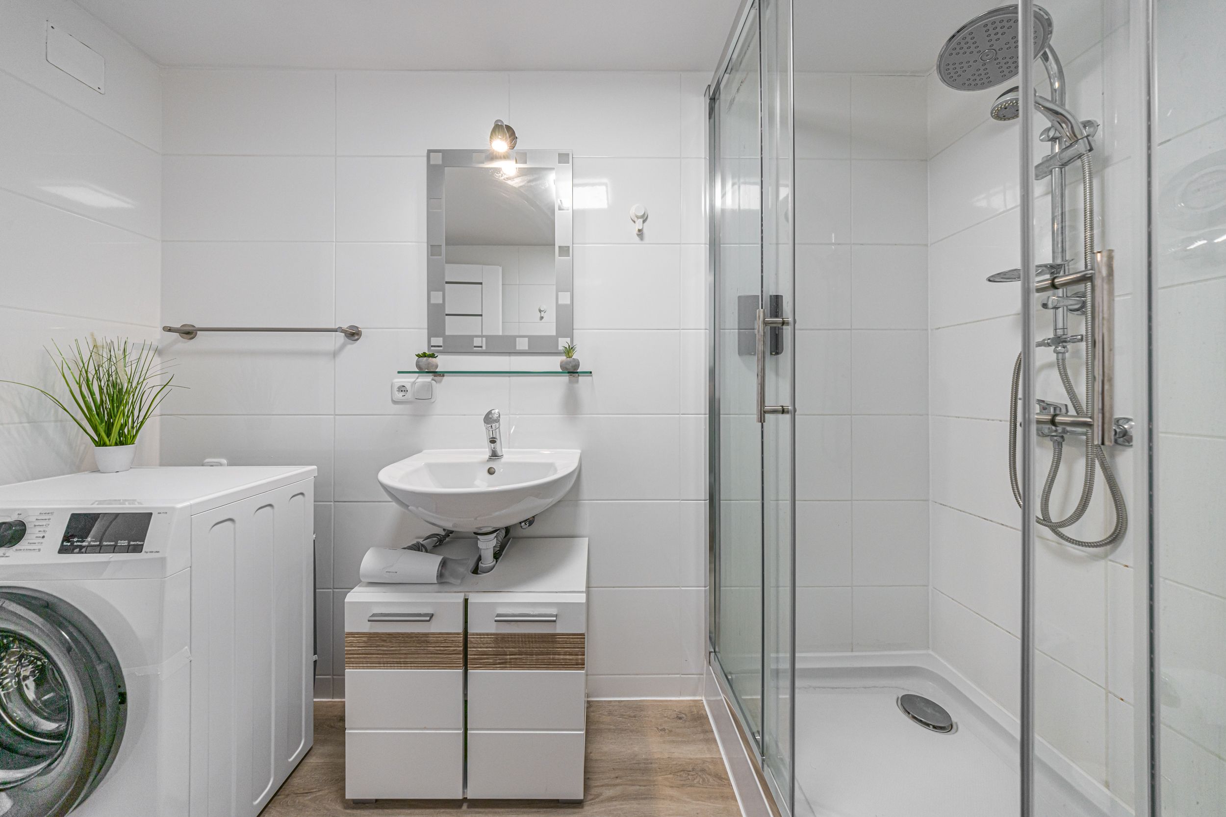Cozy, Cute Suite Halle Main Station - 18