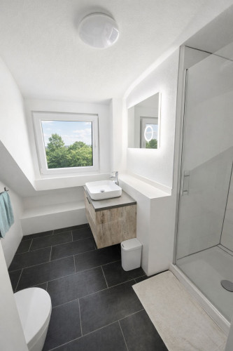 Top-equipped and modern top-floor flat (with air conditioning & home cinema) - Gallery - 10