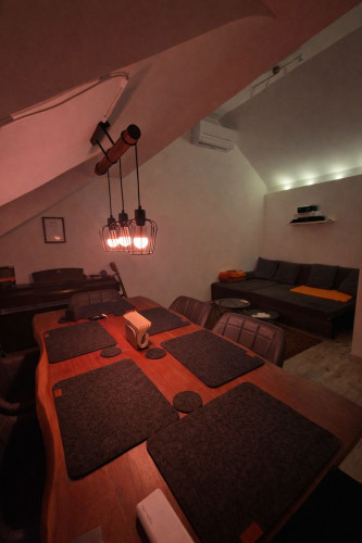 Top-equipped and modern top-floor flat (with air conditioning & home cinema) - Gallery - 24