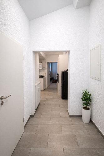 Top-equipped and modern top-floor flat (with air conditioning & home cinema) - Gallery - 9