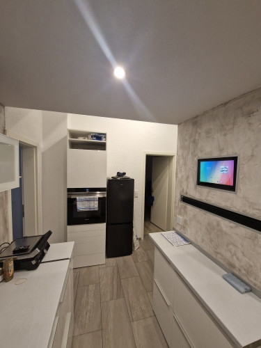 Top-equipped and modern top-floor flat (with air conditioning & home cinema) - Gallery - 20