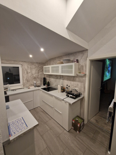 Top-equipped and modern top-floor flat (with air conditioning & home cinema) - Gallery - 18